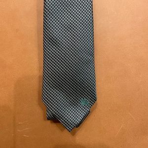 New men’s green Burberry tie